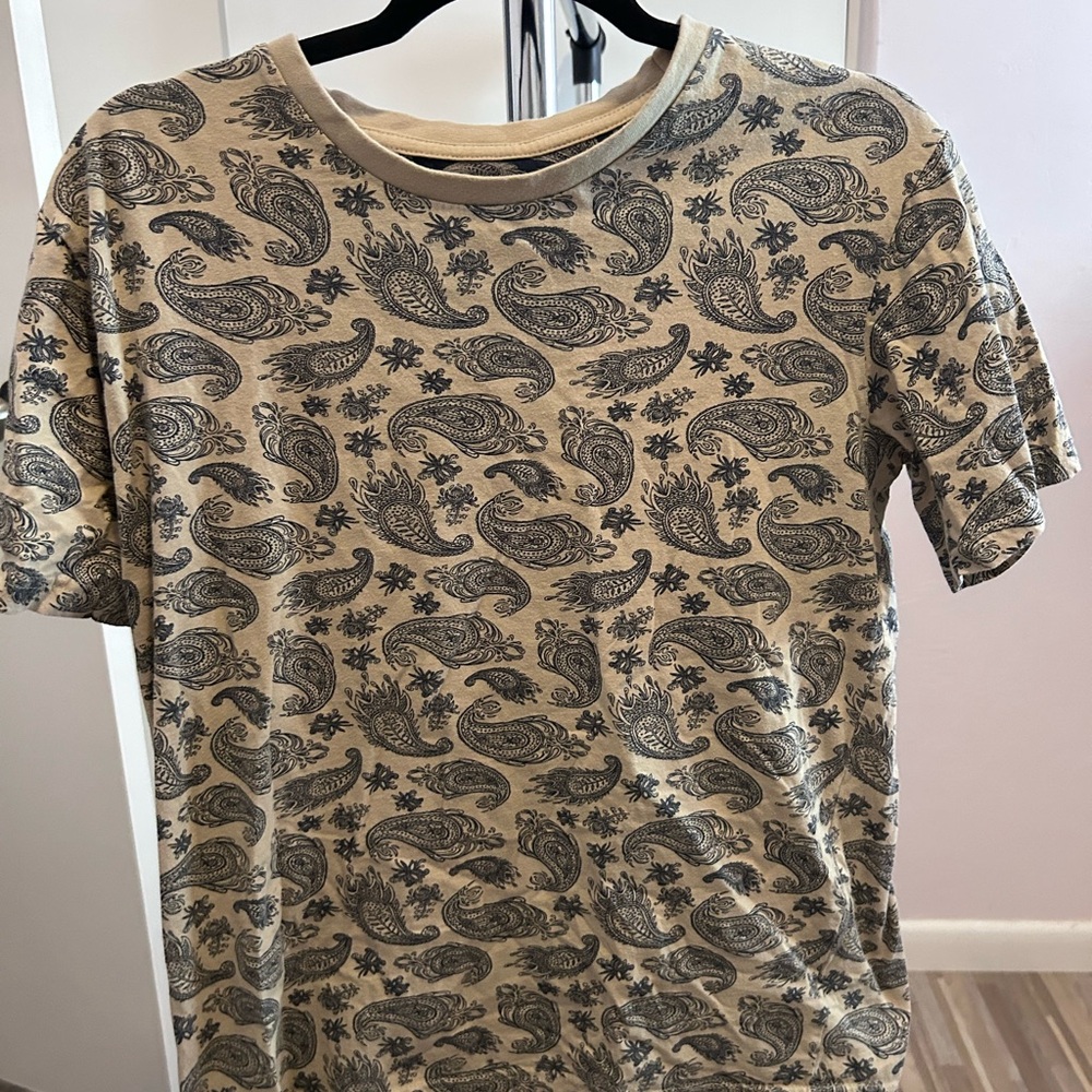 Paisley Print Beige Men's Tee